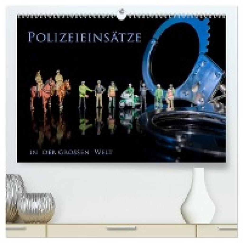 Rochow, Holger: Polizeieinsätze, in der großen Welt (hochwertiger Premium Wandkalender 2024 DIN A2 quer), Kunstdruck in 